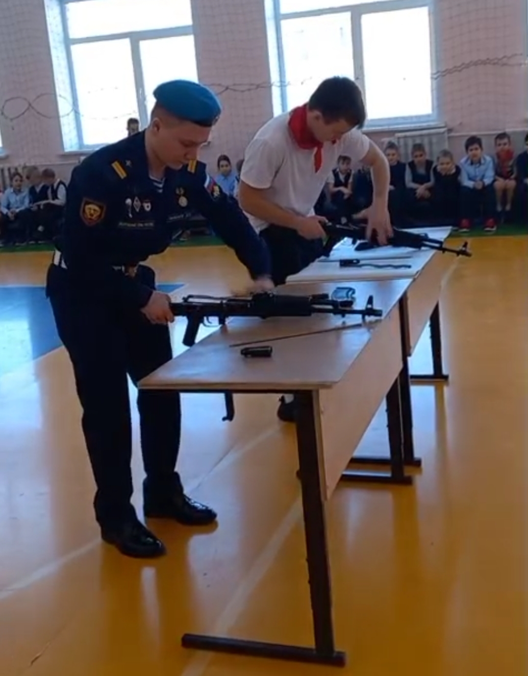 Старшие и младшие 4