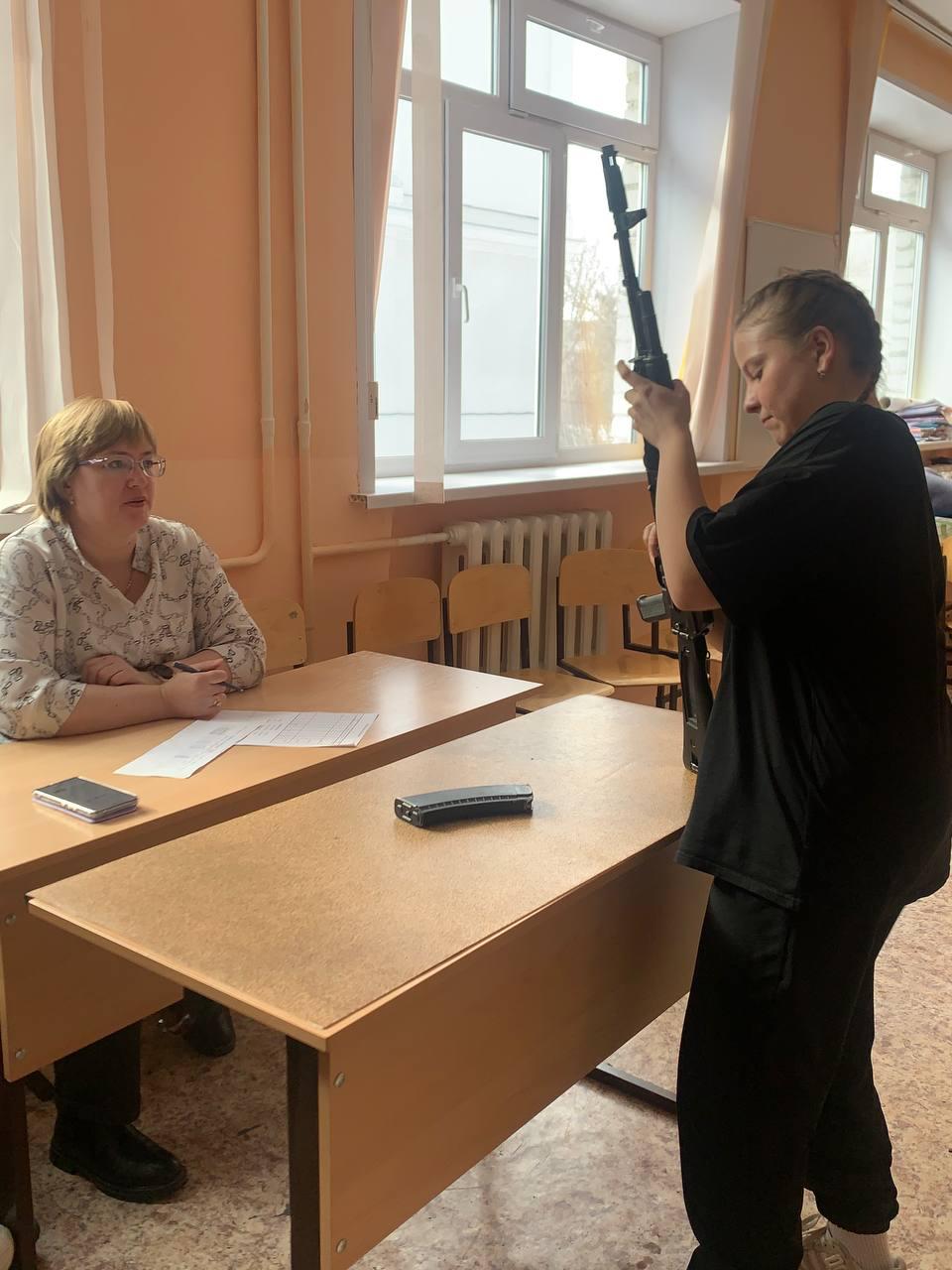 А ну ка девушки 1